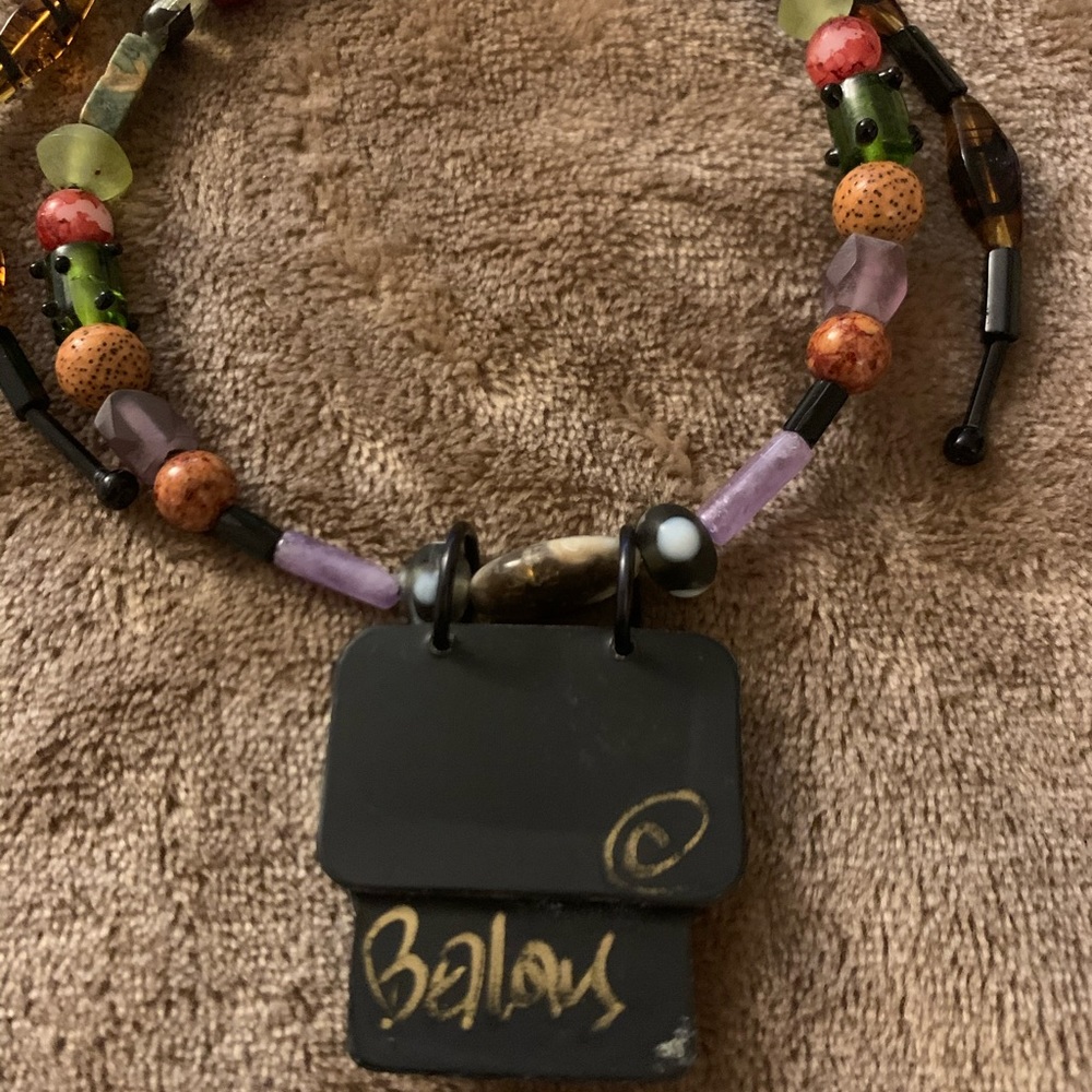 Abstract necklace - Picture 3 of 4